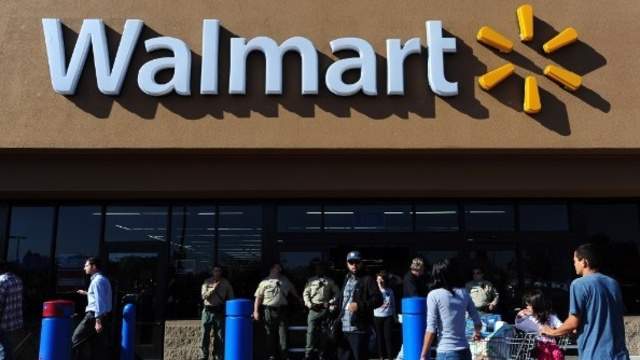 Walmart Loss Prevention Officer Stops Pair From Kidnapping Child