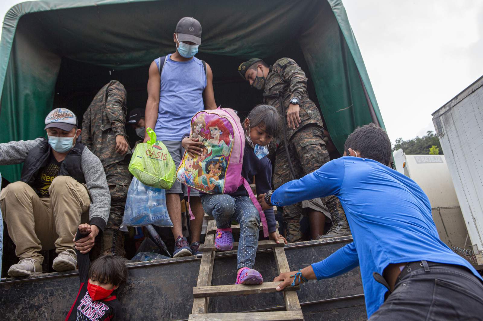 Large migrant caravan dissolves in Guatemala