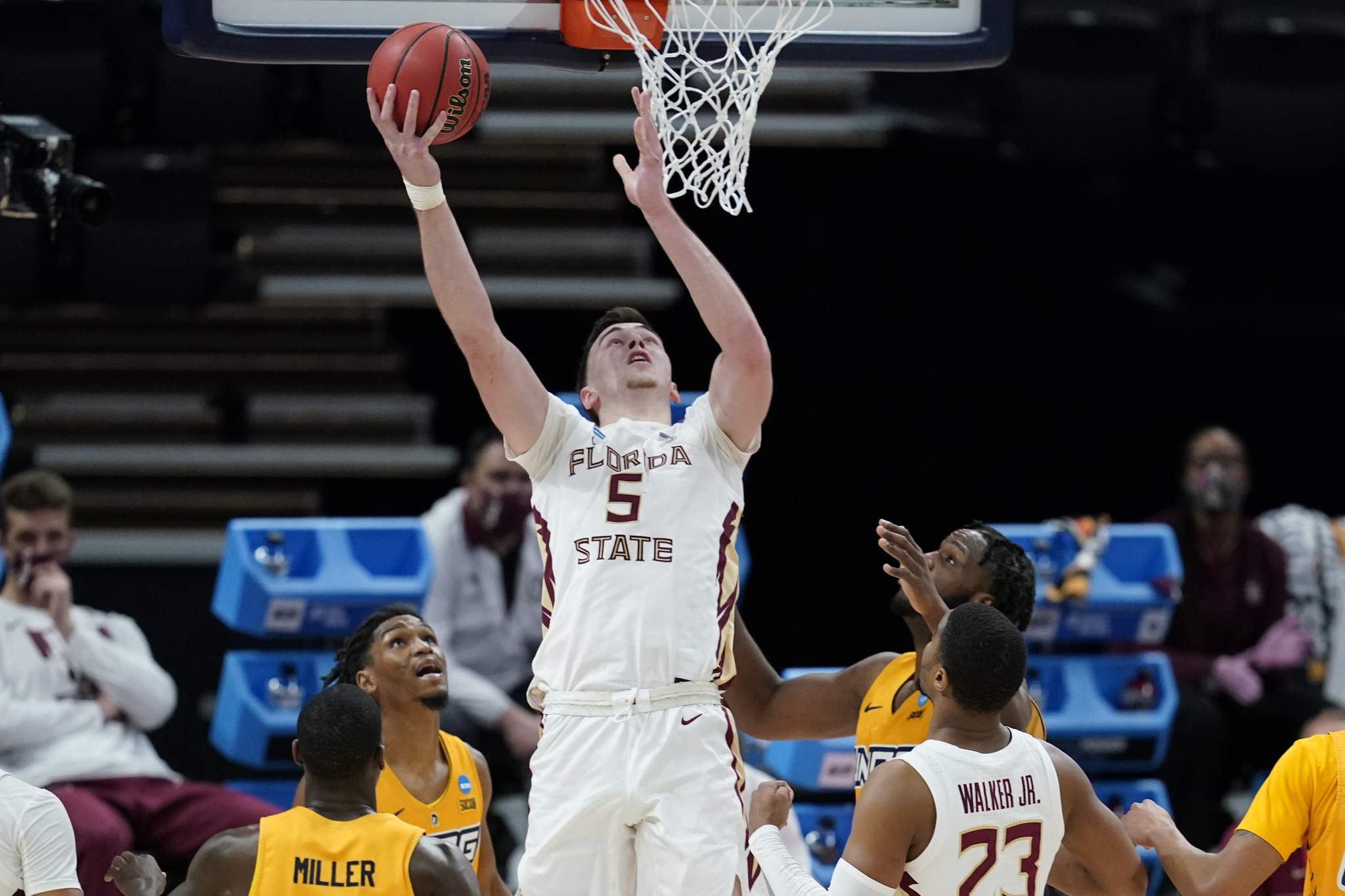 Florida State cold from deep, outlasts UNCG in NCAA tourney