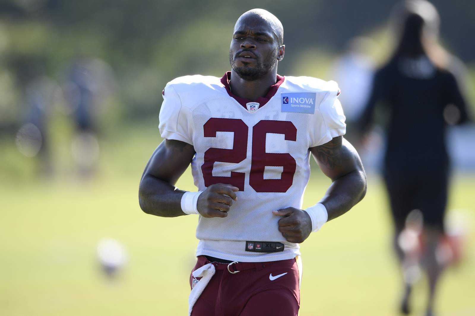 Washington releases Adrian Peterson, turns to young backs