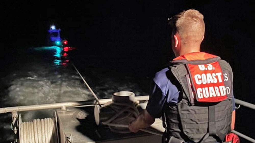 Coast Guard rescues boaters off Floridas Atlantic Coast