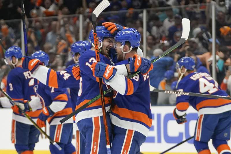 Beauvillier, Islanders beat Lightning in OT to force Game 7