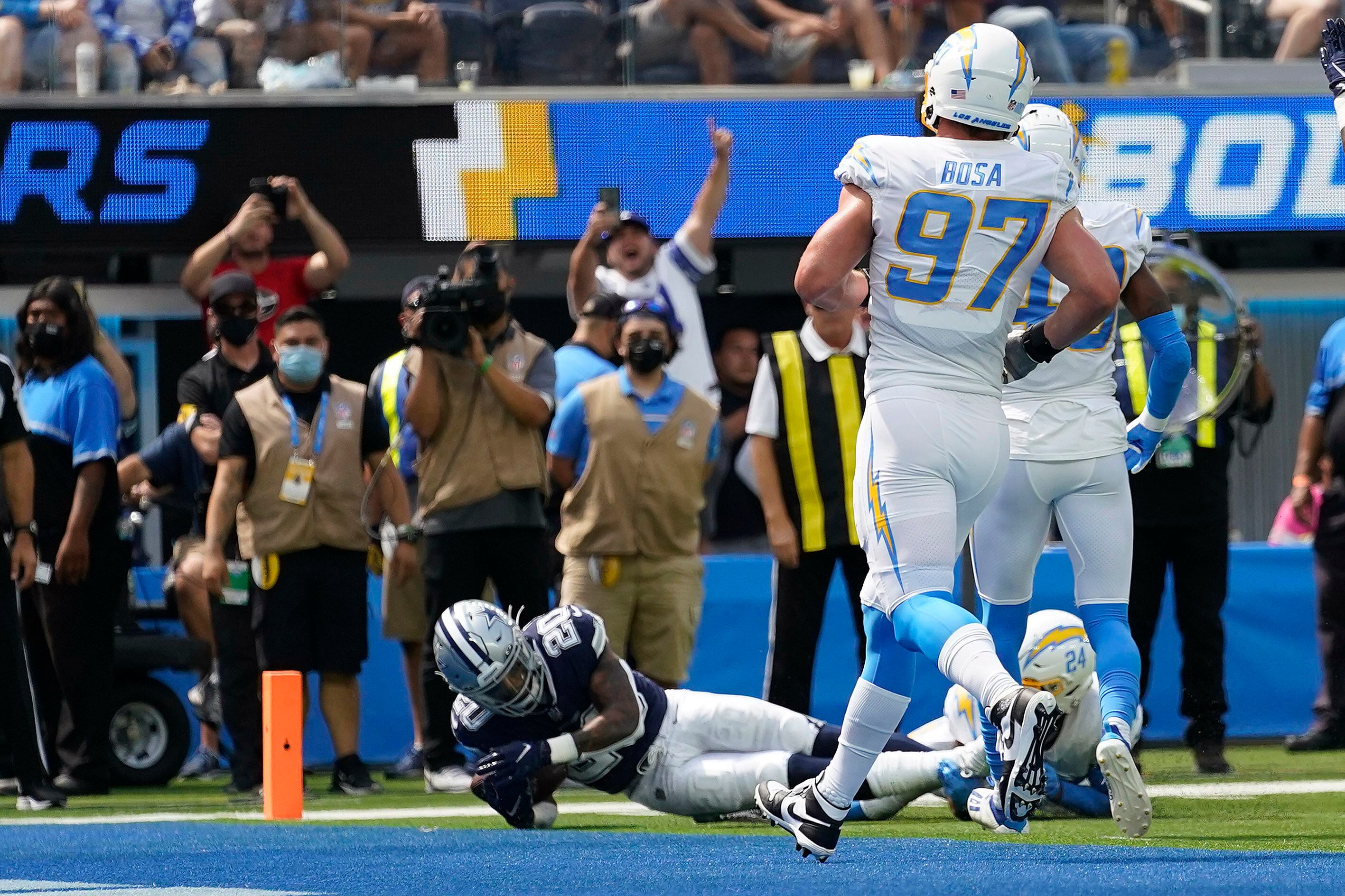 Dallas Cowboys 20-17 Los Angeles Chargers: Greg Zuerlein kicks game-winning  field goal as time expires, NFL News