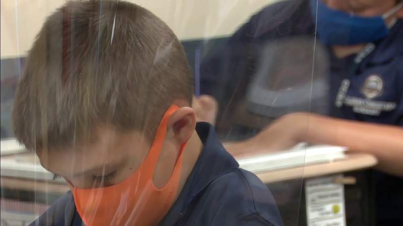2 of Florida’s largest school districts ease up on masks