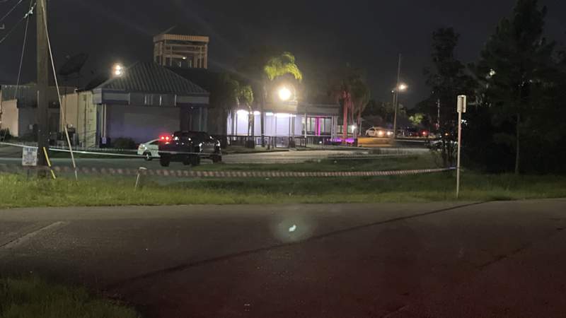 Police: 1 killed, 4 wounded in separate Jacksonville shootings