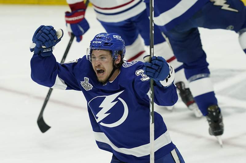 Lightning strike five times to take game 1 of Stanley Cup Finals