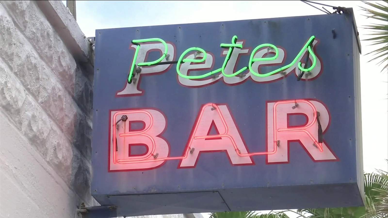 Petes Bar owners make plea to Florida governor: Let us open now
