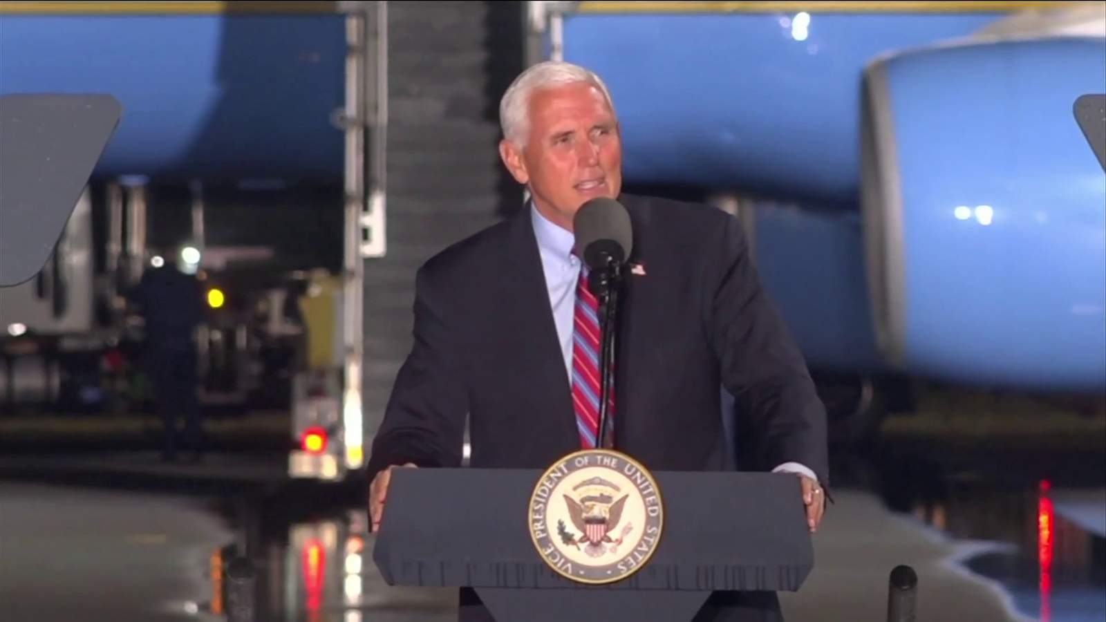 Pence makes pitch to voters with rally in Tallahassee