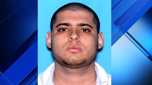 Man who was on the run 5 years surrenders to FBI in Miami