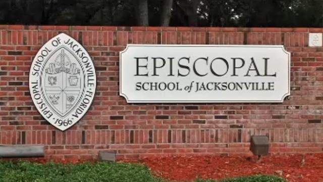 Episcopal moves fast, promotes Marcus Wells to head football coach