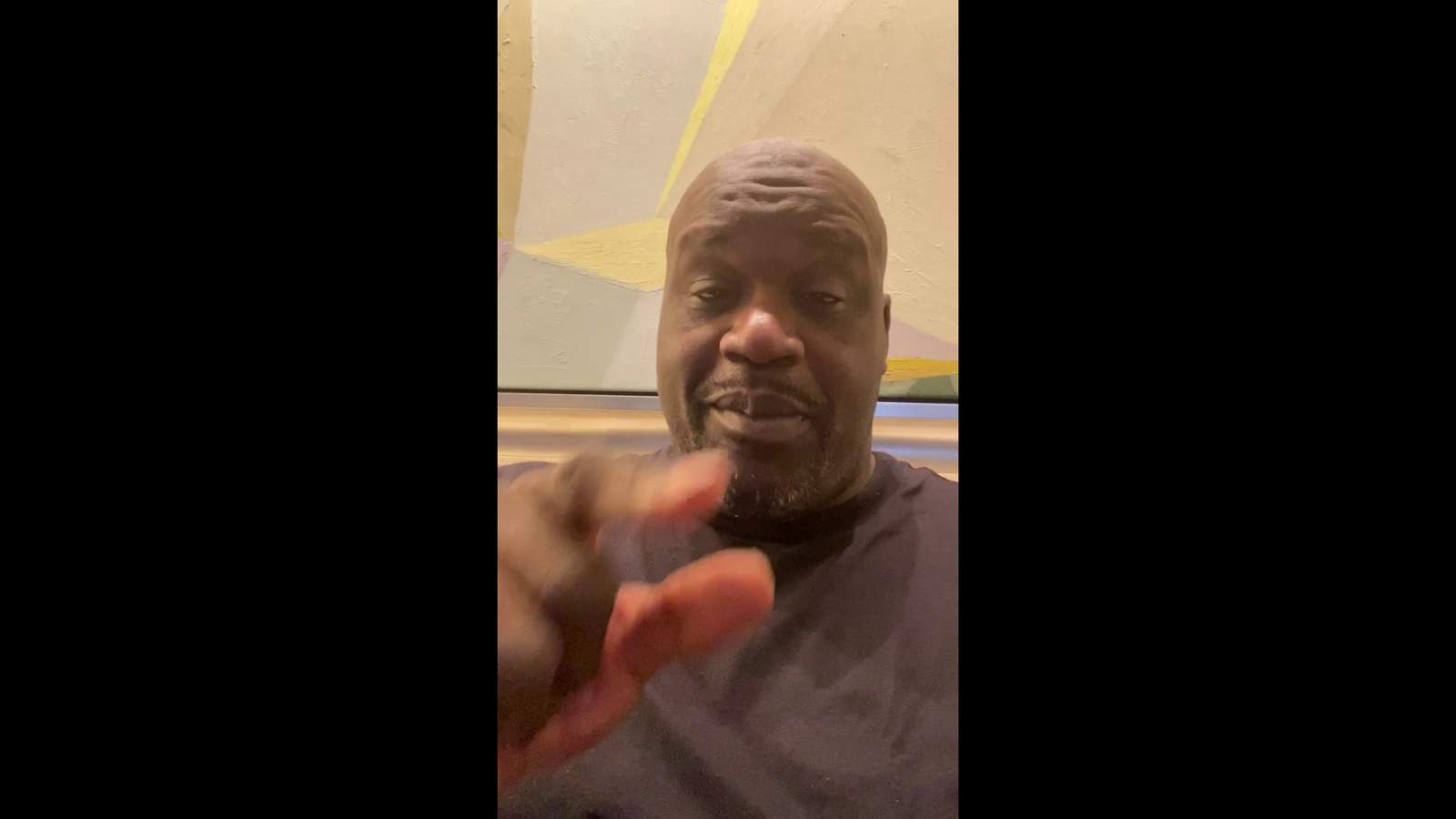 Shaquille O’Neal helps feed Jacksonville families in need