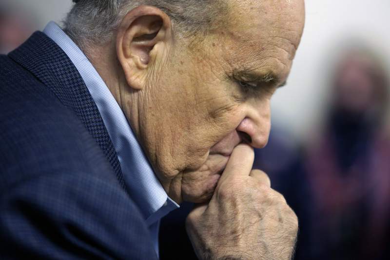 Giuliani lawyers: Feds treat him like drug boss or terrorist