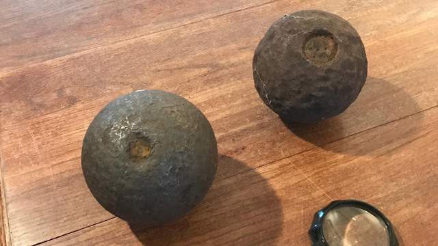 Bomb squad called after live cannonballs spotted at museum