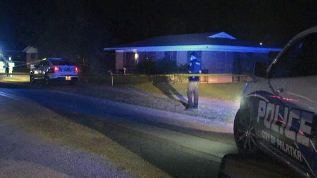 2 found dead in apparent murder-suicide at Palatka home