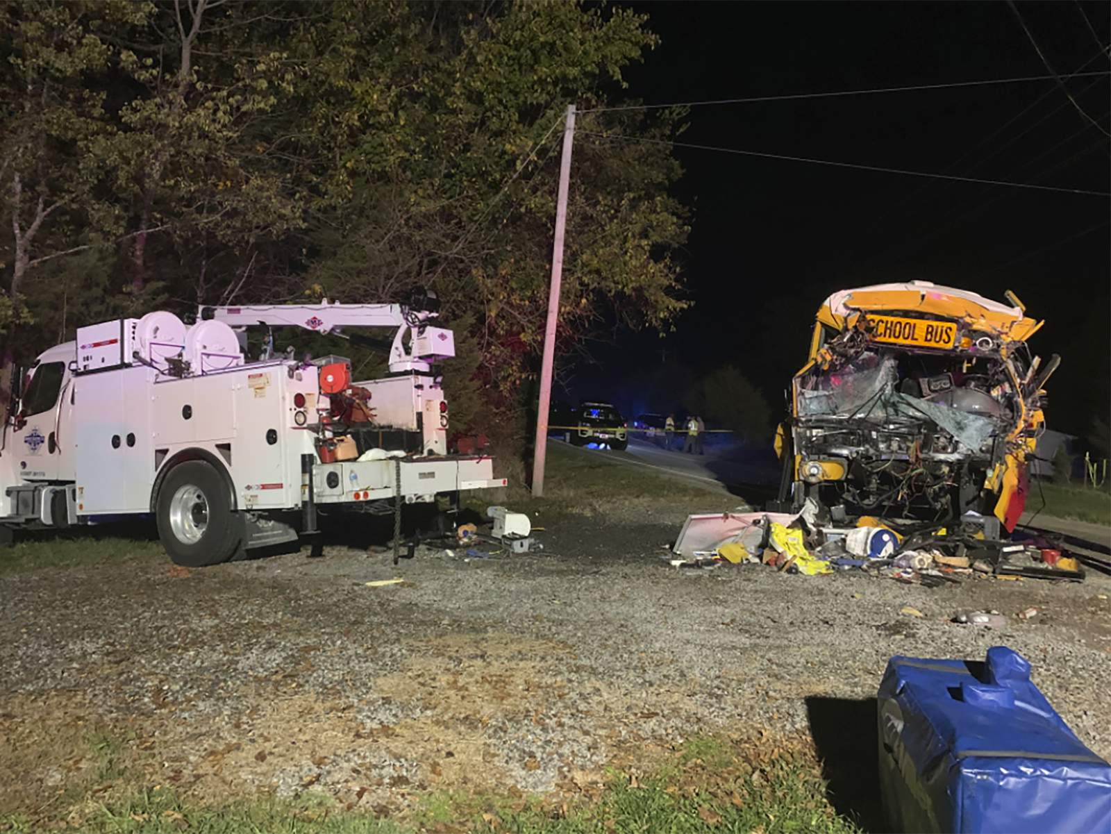 School bus driver, 7-year-old girl killed in Tennessee crash