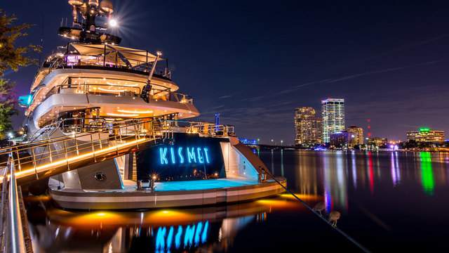 Shad Khan S Luxury Yacht Kismet For Sale For 199m