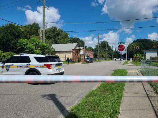 Le bureau du shérif de Jacksonville a répondu à une fusillade sur East Third Street.