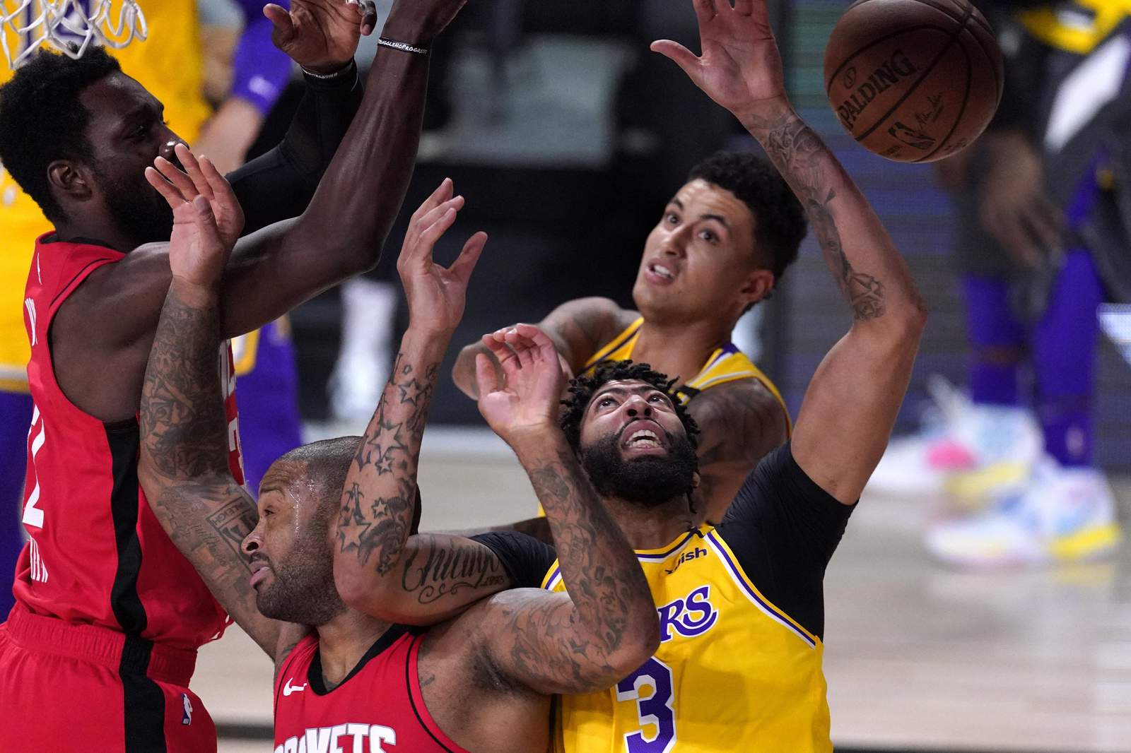 Davis, Lakers run past Rockets for 3-1 West semifinals lead