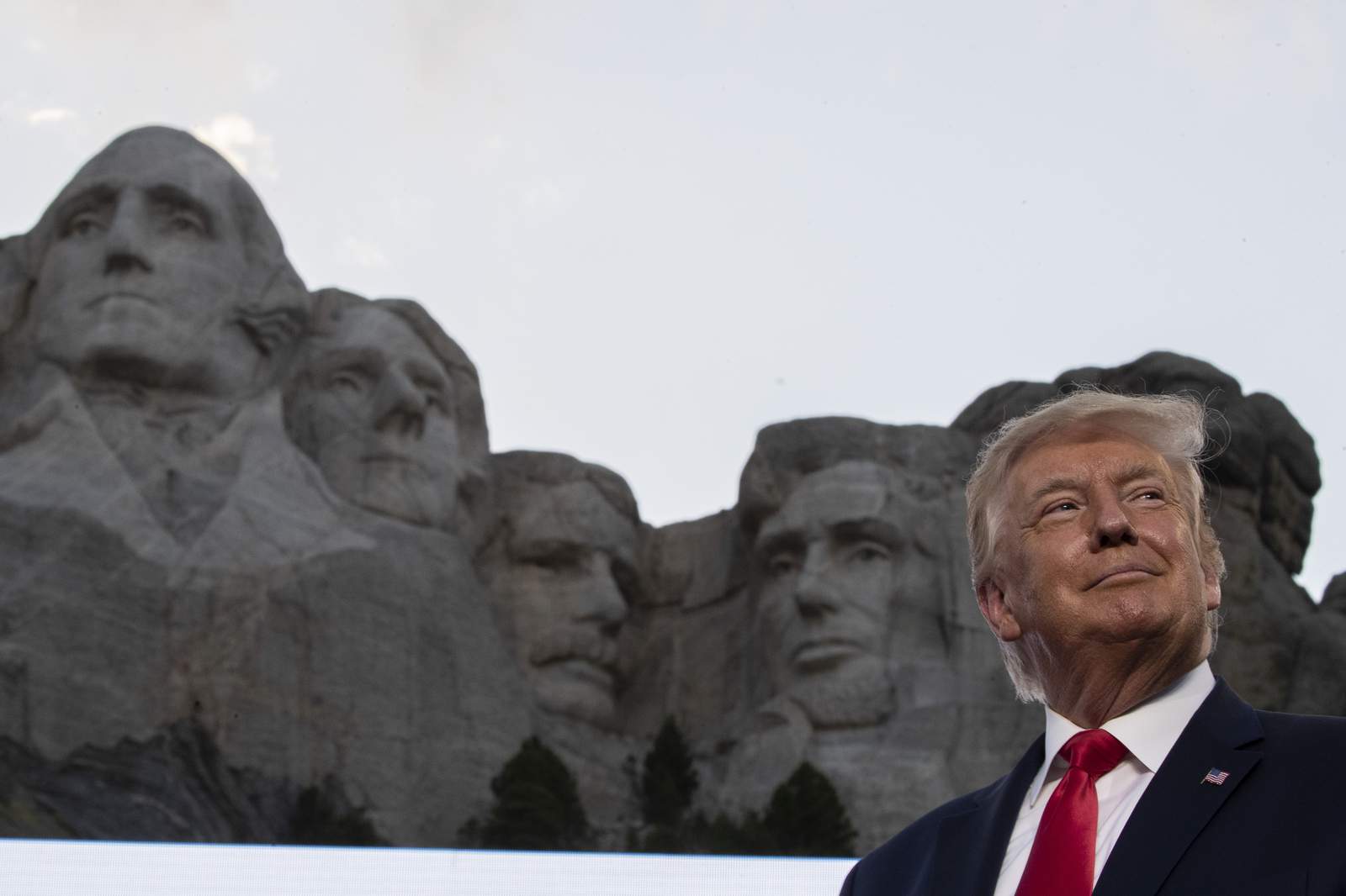 Report: Presidents aides asked South Dakotas governor about adding Trump on Mount Rushmore
