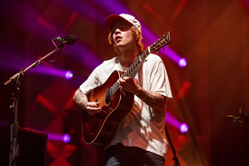 Billy Strings wins bluegrass entertainer of the year award