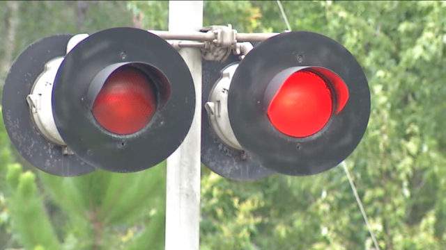 Safety measures ordered at rail crossings