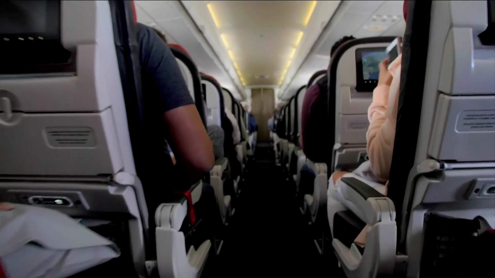 FAA: Airlines have reported more than 500 unruly passengers