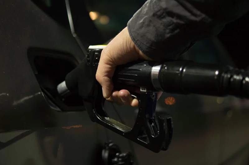 AAA: Florida gas prices average above $3 per gallon