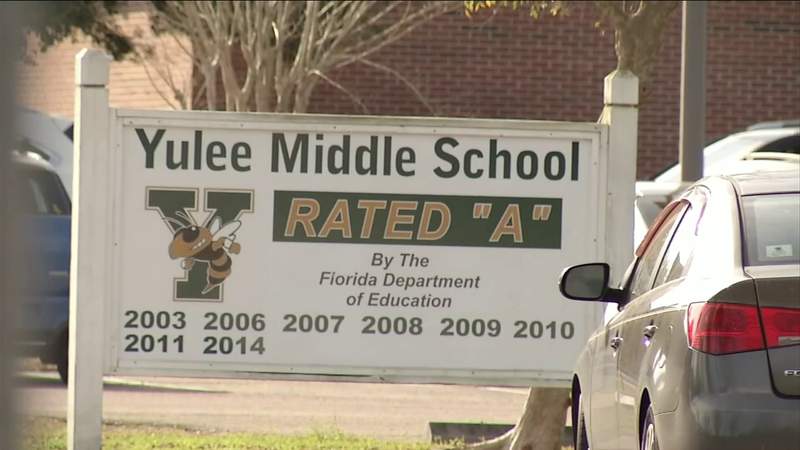 Student raises questions about enforcement of Yulee Middle School’s dress code policy