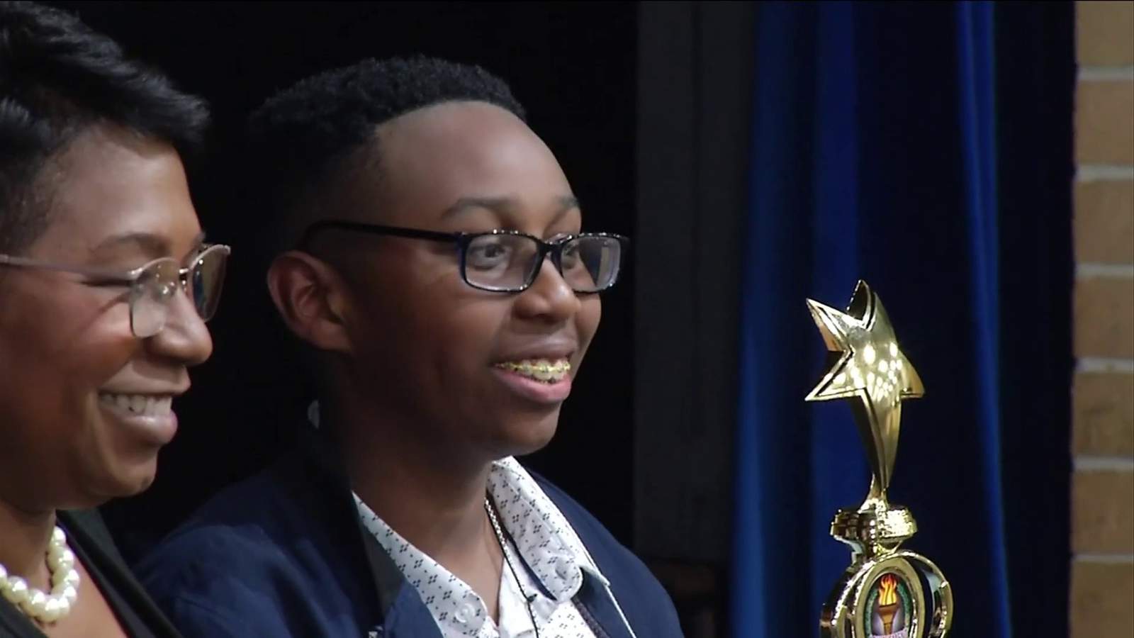 DuPont Middle School 8th grader is best speller in Duval County