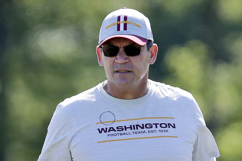 Rivera opens Washington camp frustrated by vaccine hesitancy