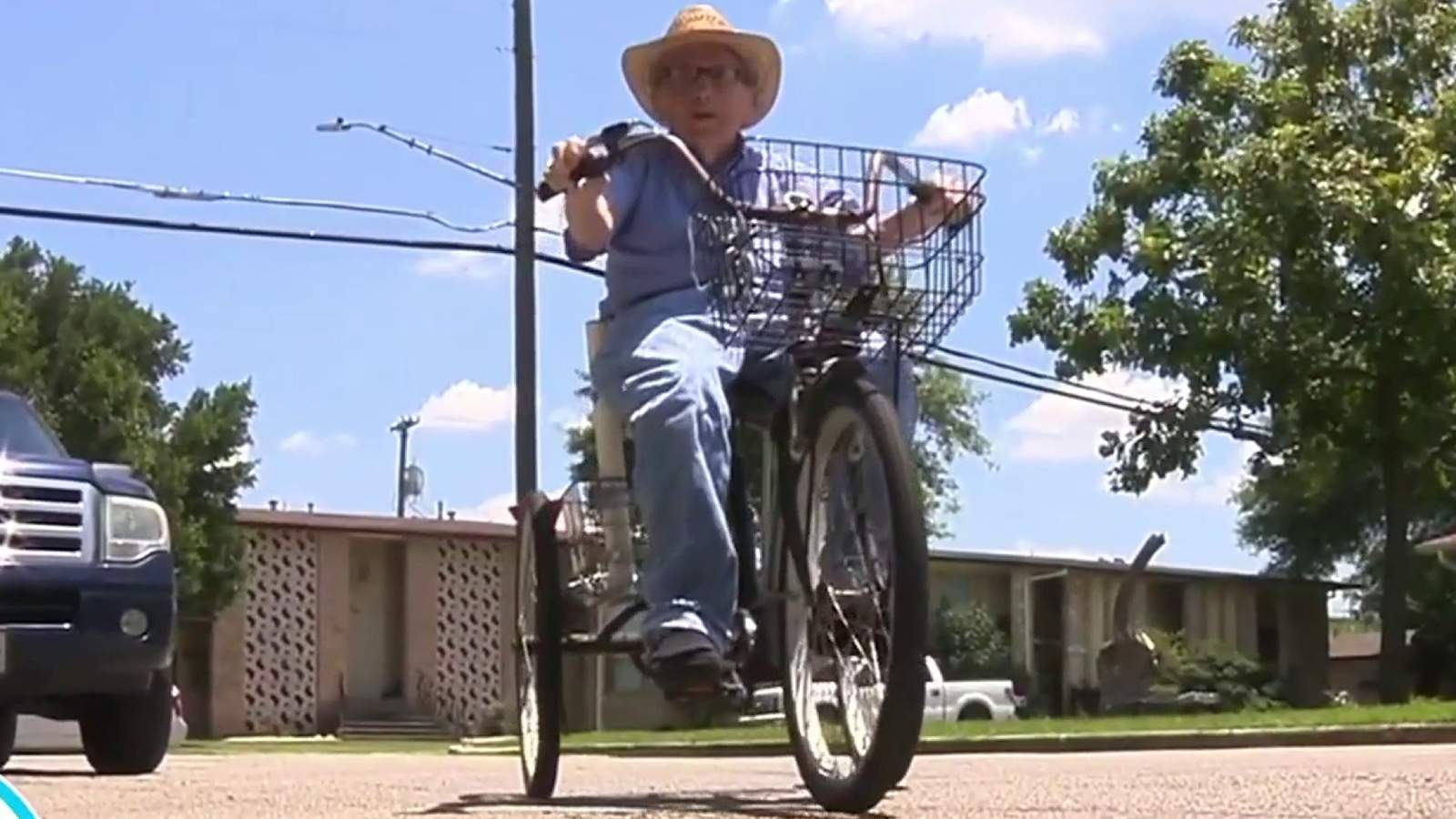 Social media users help 91-year-old veteran get bike back