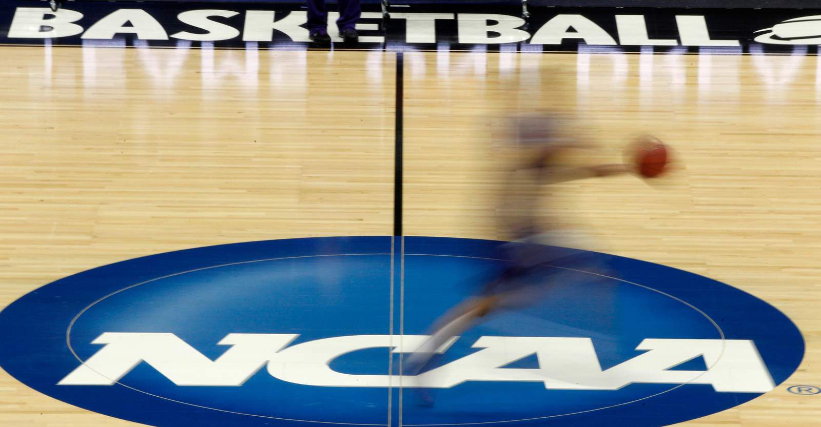 NCAA cancels fall championships as major football marches on