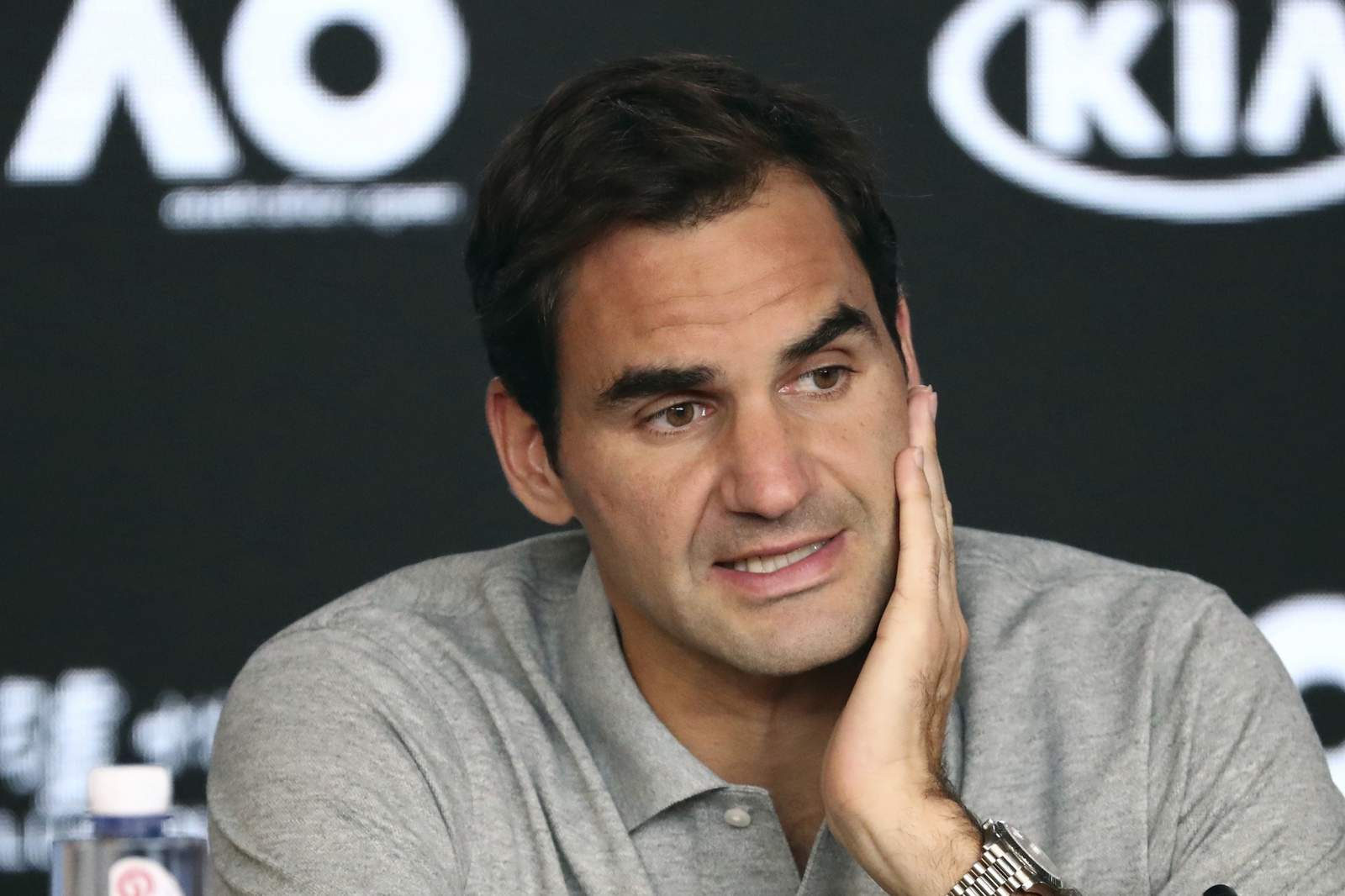 Federer out of Miami Open; will train to 'work his way back'