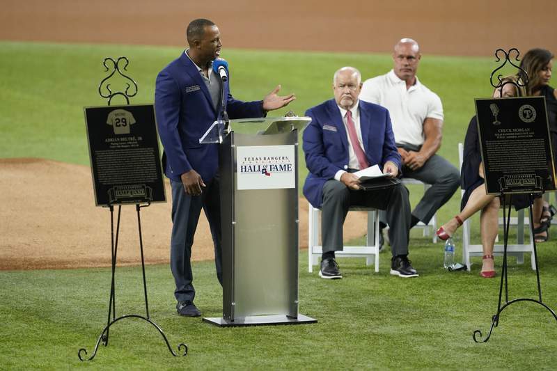 Beltre inducted into Rangers Hall of Fame with PA man Morgan