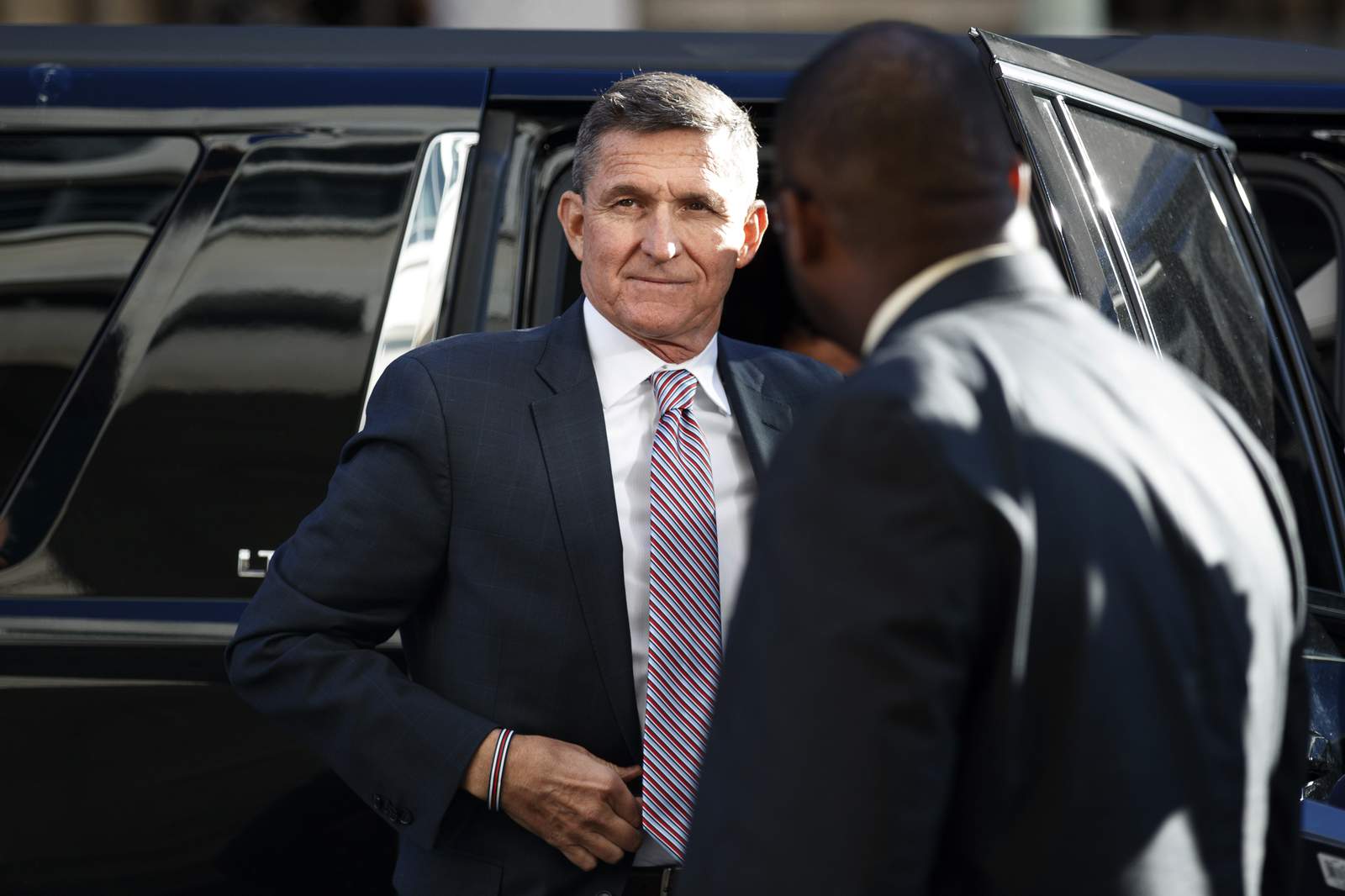 Court hears arguments on whether to dismiss Flynn case