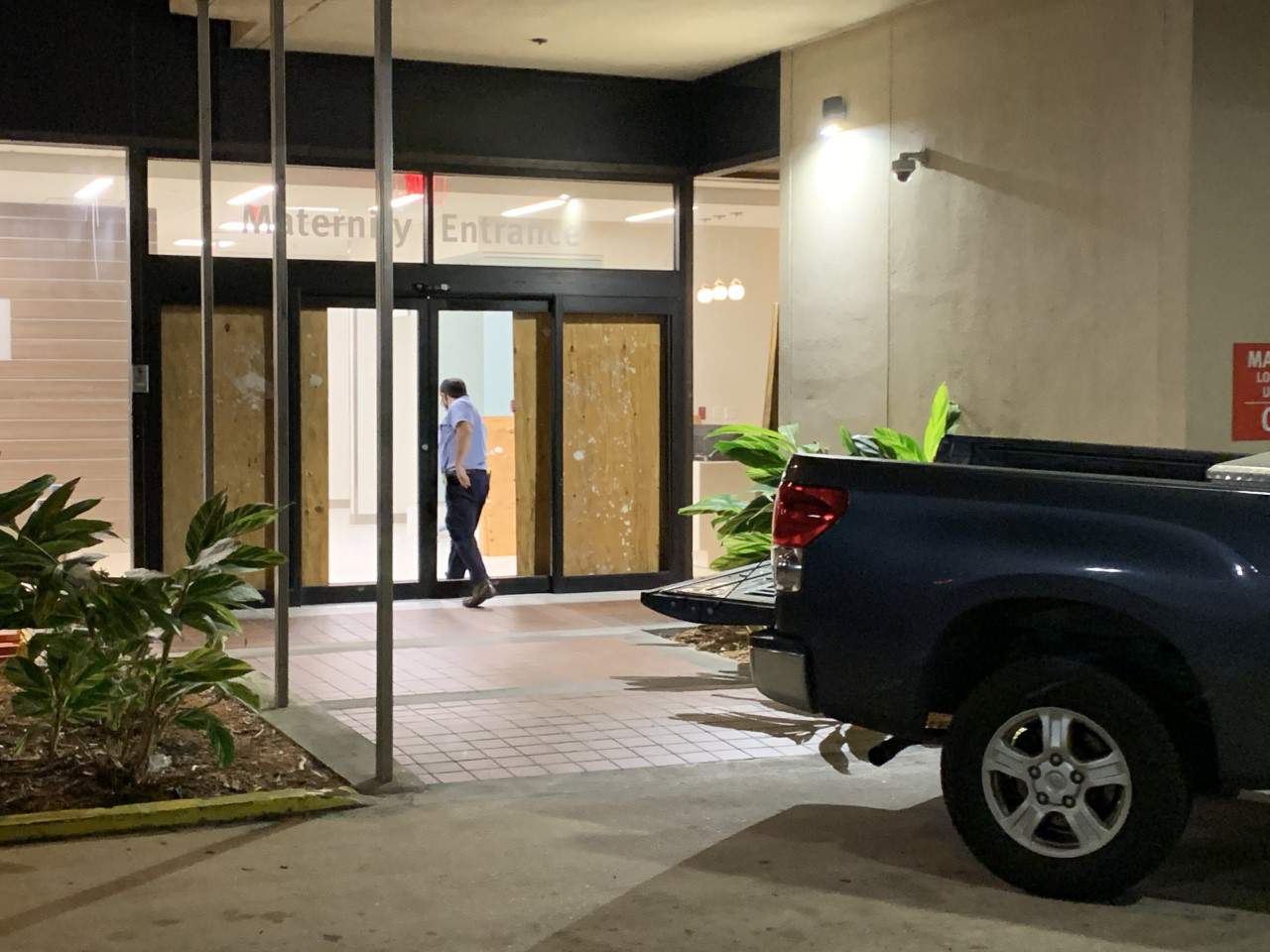 JSO: Man drives stolen excavator into Baptist Hospital entrance