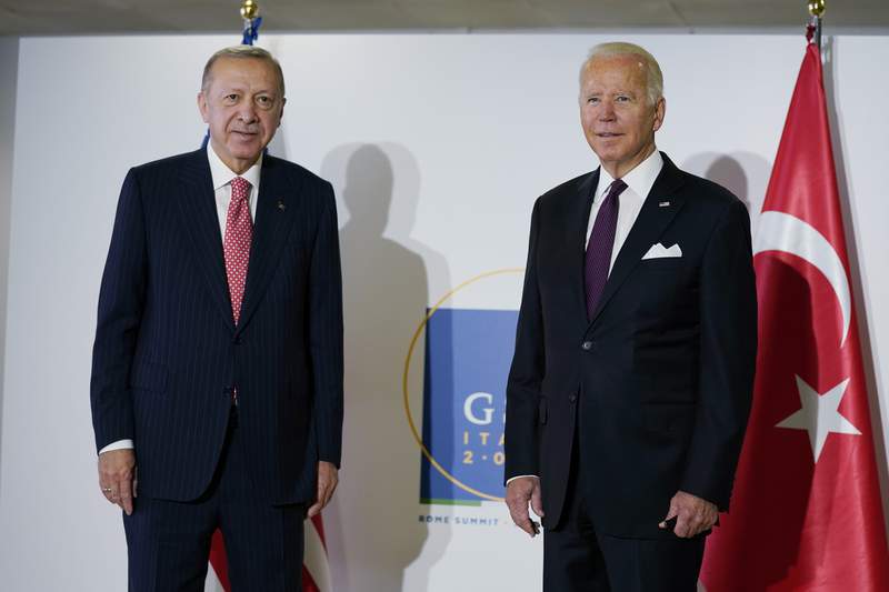 Biden tells Erdogan that US and Turkey must avoid crises