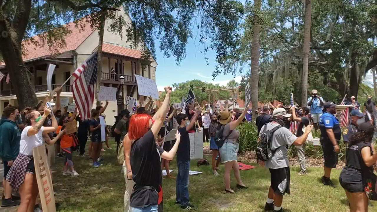 Competing rallies meet in downtown St. Augustine over removal of Confederate monument