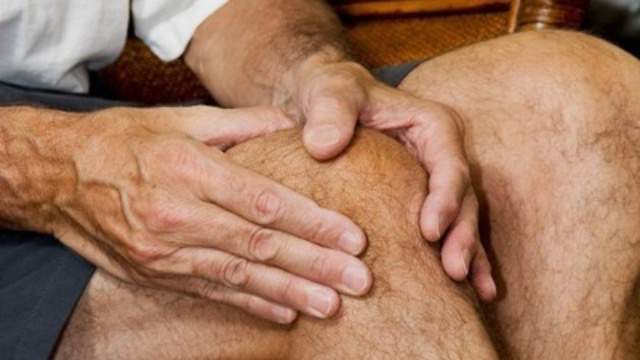 Ease rheumatoid arthritis symptoms in the morning