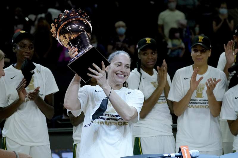 Storm rout Sun 79-57 to win inaugural Commissioner's Cup