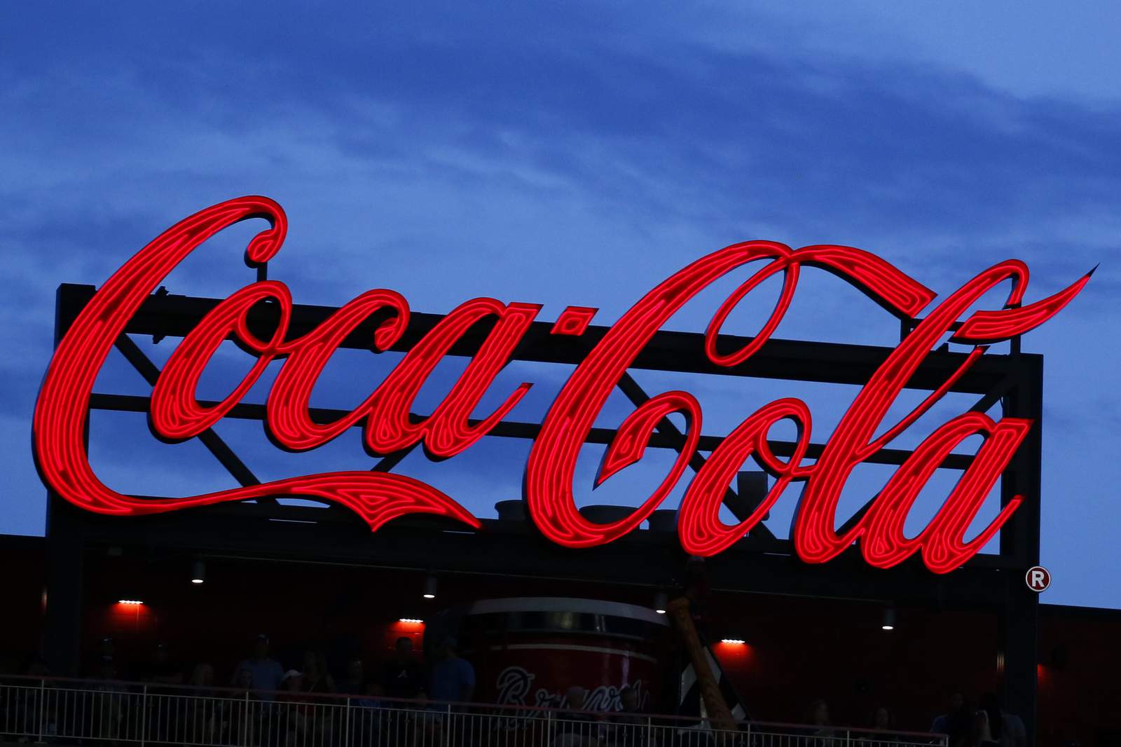 With stadiums, theaters closed, Coke 2Q revenue plunges 28%