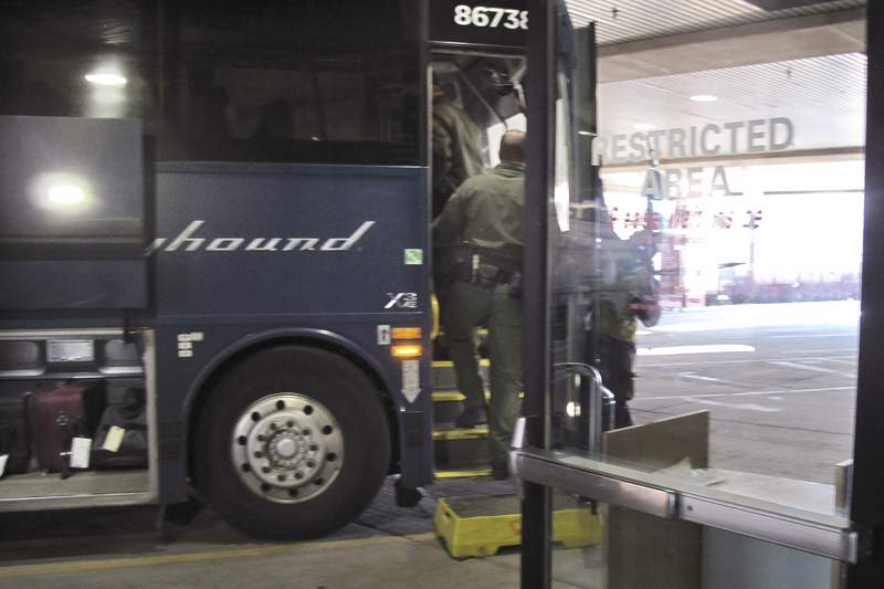 Greyhound settles lawsuit over immigration sweeps on buses