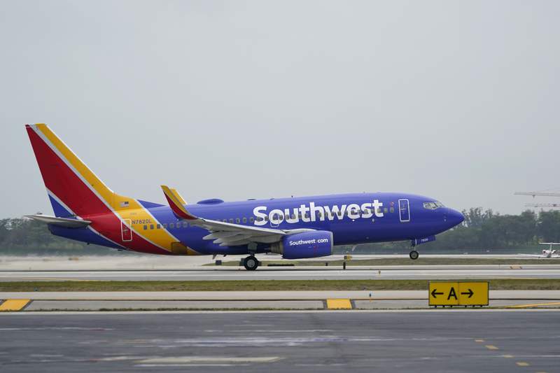 US airline bailout helps Southwest post $116 million profit