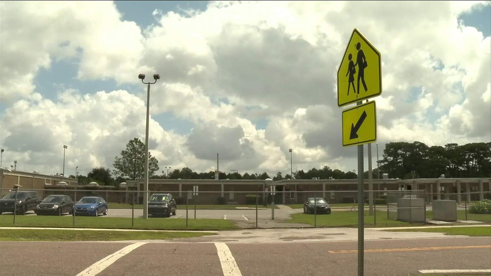 Duval County mom notified 6 days after child exposed to COVID-19 at school