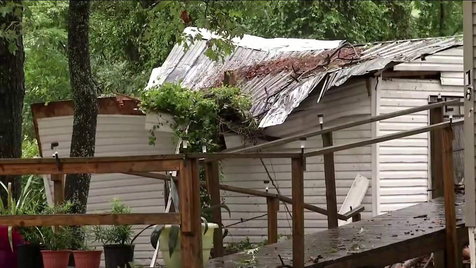 Lake City mother and daughter survive intense storm