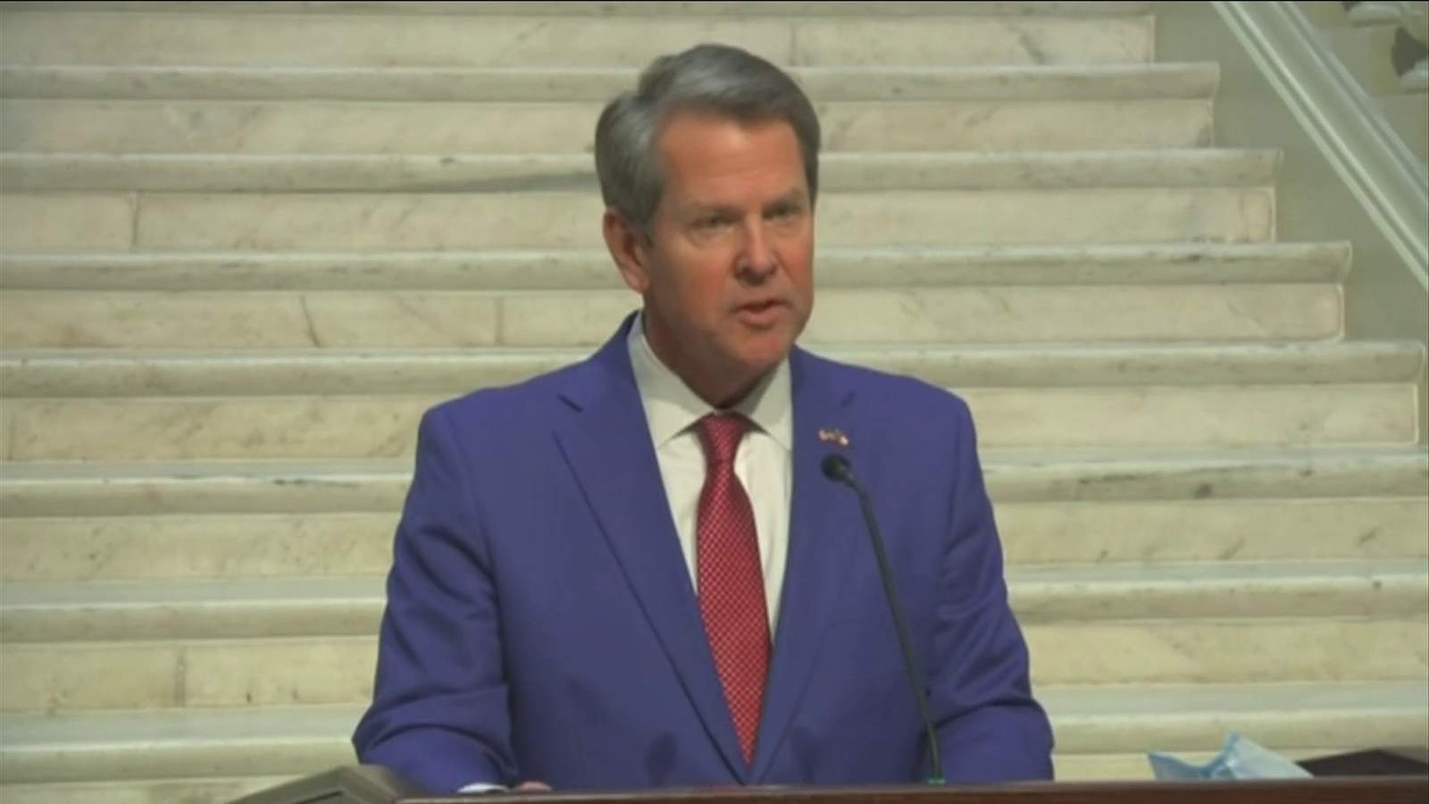 Gov. Kemp lets teachers, some with health issues get vaccines in Georgia