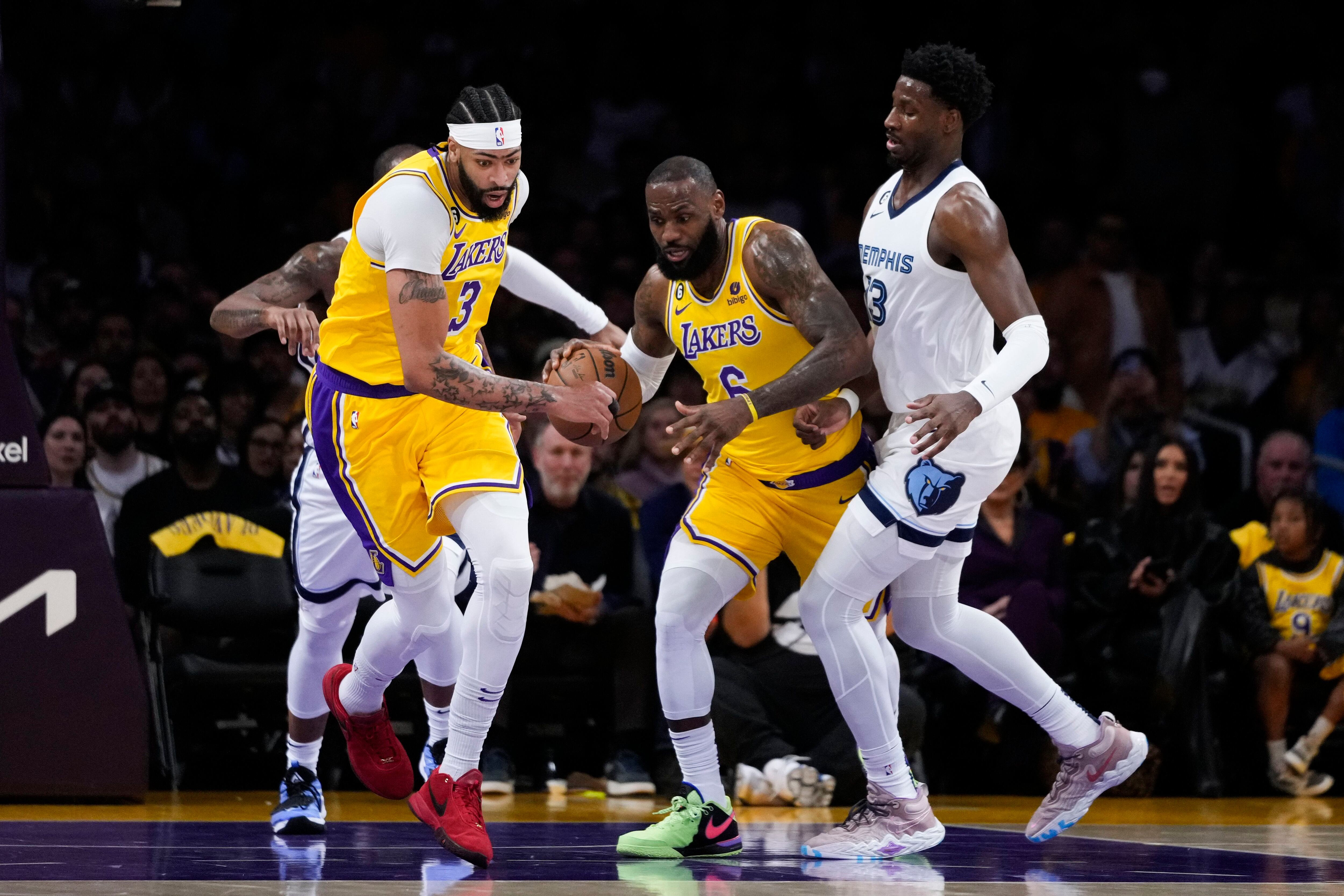 Lakers 119, Wizards 117 - LeBron's 4th straight 30-point game carries Lakers  to win 