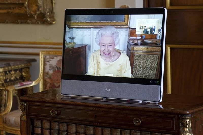 Queen Elizabeth II advised to rest for 2 weeks