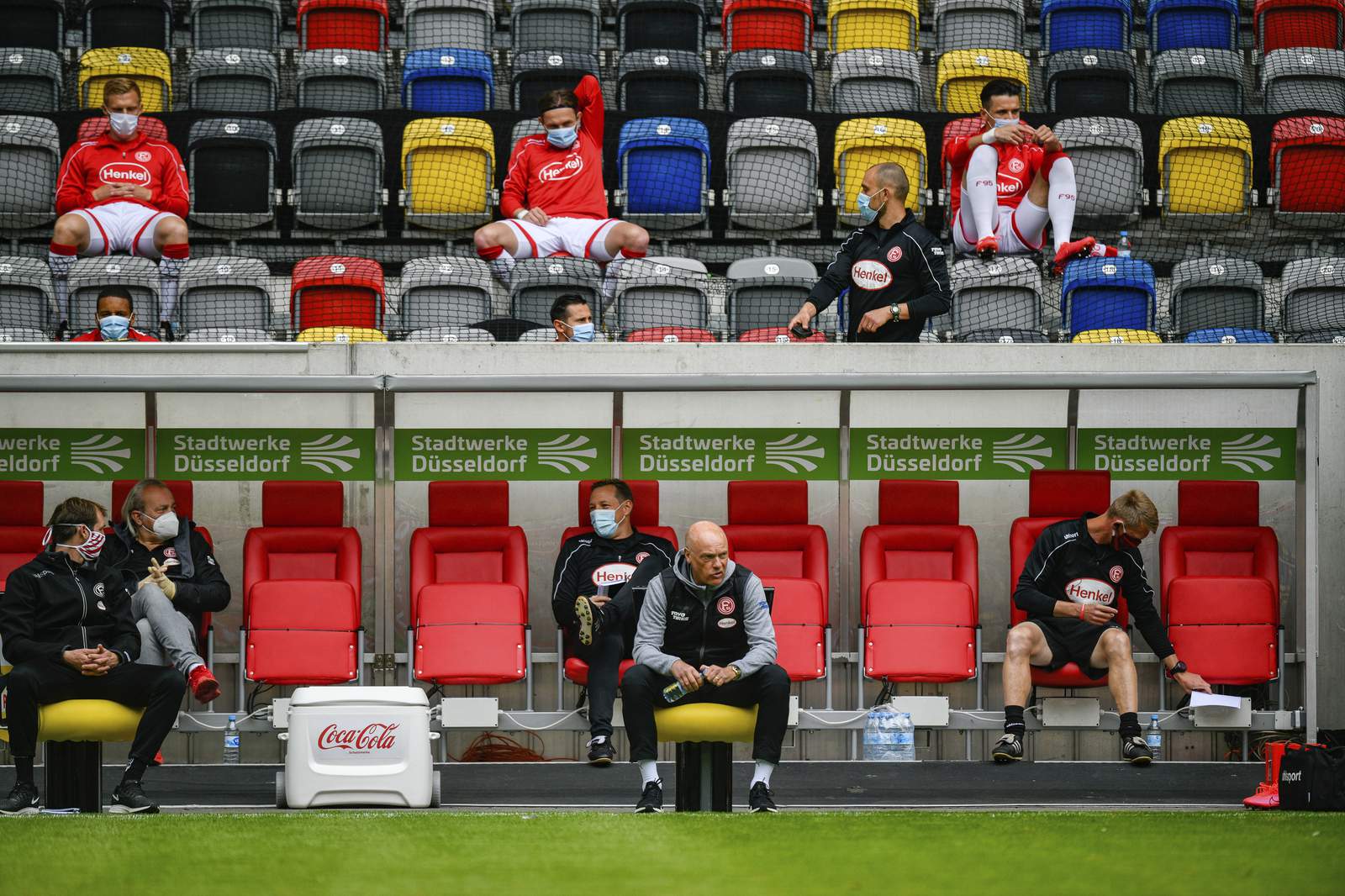 Bundesliga coaches find their voices without crowd noise