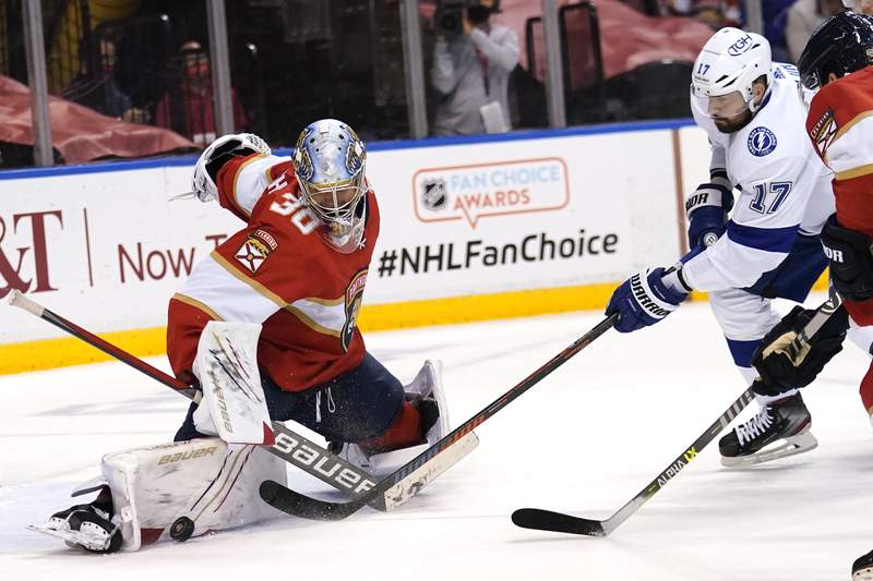 Knight time: Rookie saves 36, Panthers top Lightning 4-1